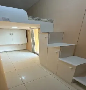 Comfortable partition room for rent in Bur Dubai