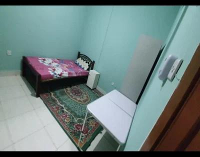 Partition room for rent in Electra Street