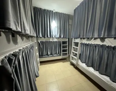 Spaces For Rent In Sun And Sand Beach Hostel – JBR