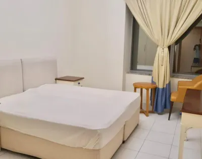 Furnished master bedroom for rent in Sheikh Zayed Road