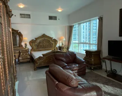 Luxurious master bedroom for rent in Dubai Marina