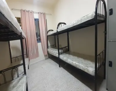 Comfortable Bedspace room for rent in Bur Dubai
