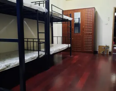 Comfortable Bed Spaces for rent in Al Rigga