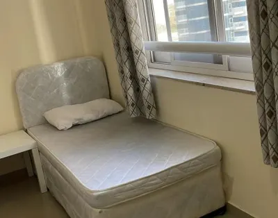 Executive style Bed space for rent in JVC