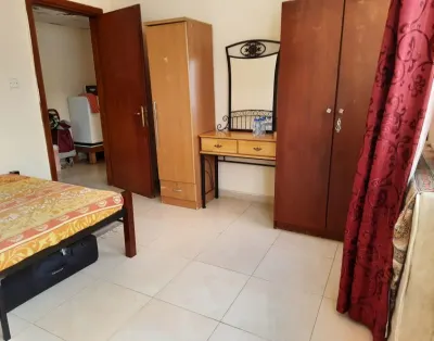 Spacious Room for rent in Hamdan Street