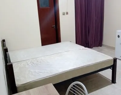 Private Room with Common Washroom for rent in Al Markaziyah