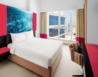 Three Bedroom Apartment For Rent Near Mashreq Metro Station