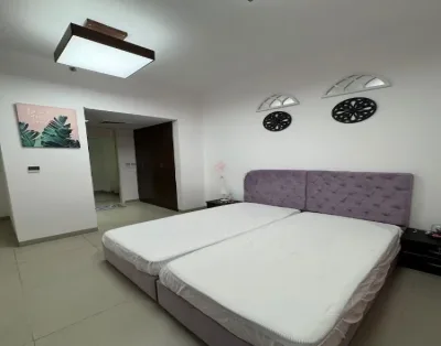 Amazing private room for rent in Sheikh Zayed Road