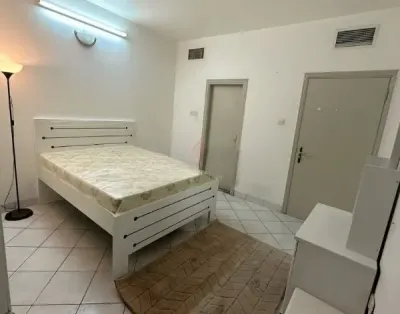 Amazing private room for rent in Bur Dubai