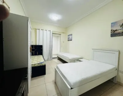 Executive Bed Space for Rent in  Al Karama