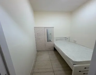 Comfortable Partition Room for Rent In  Bur Dubai