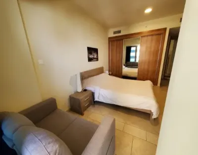 Furnished Master Bedroom for Rent in Dubai Marina