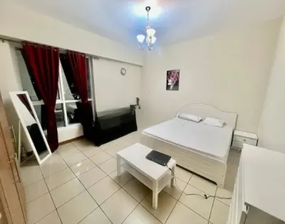 Luxury Master Bedroom for Rent in Dubai Marina