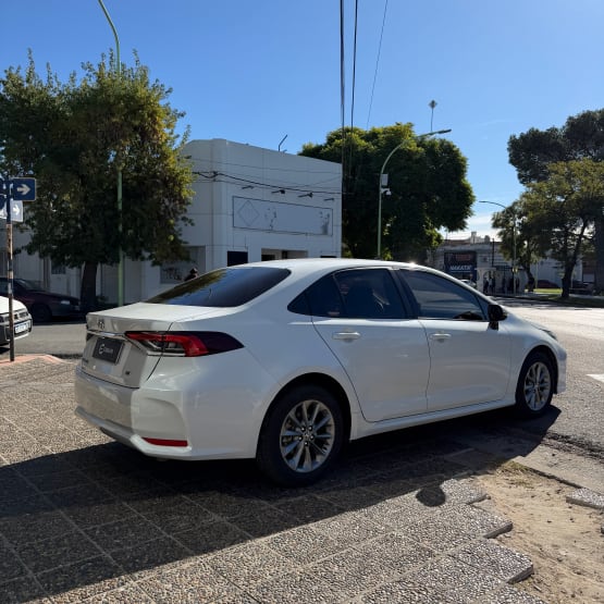 Toyota Corolla XLI miniatura 2