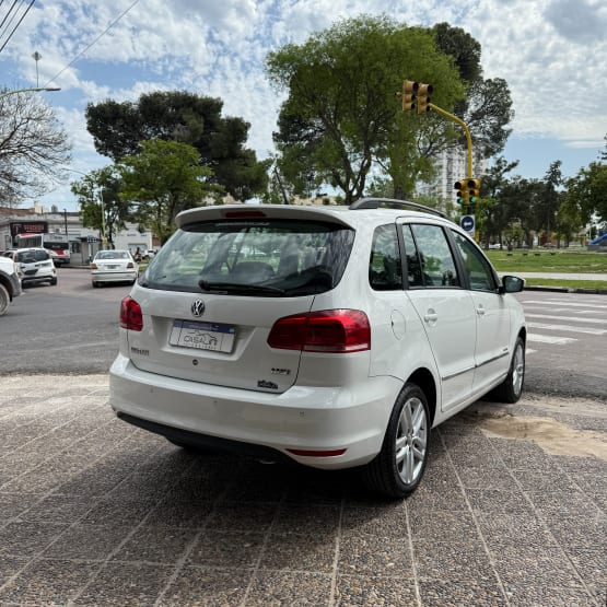 Volkswagen Suran Highline  miniatura 2