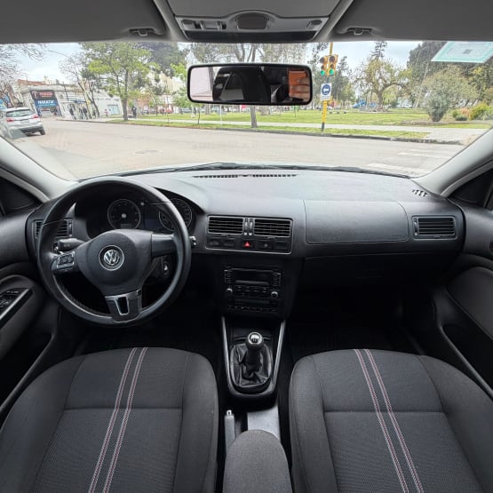Volkswagen Bora miniatura 3