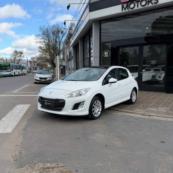 Peugeot 308 Allure techo cielo