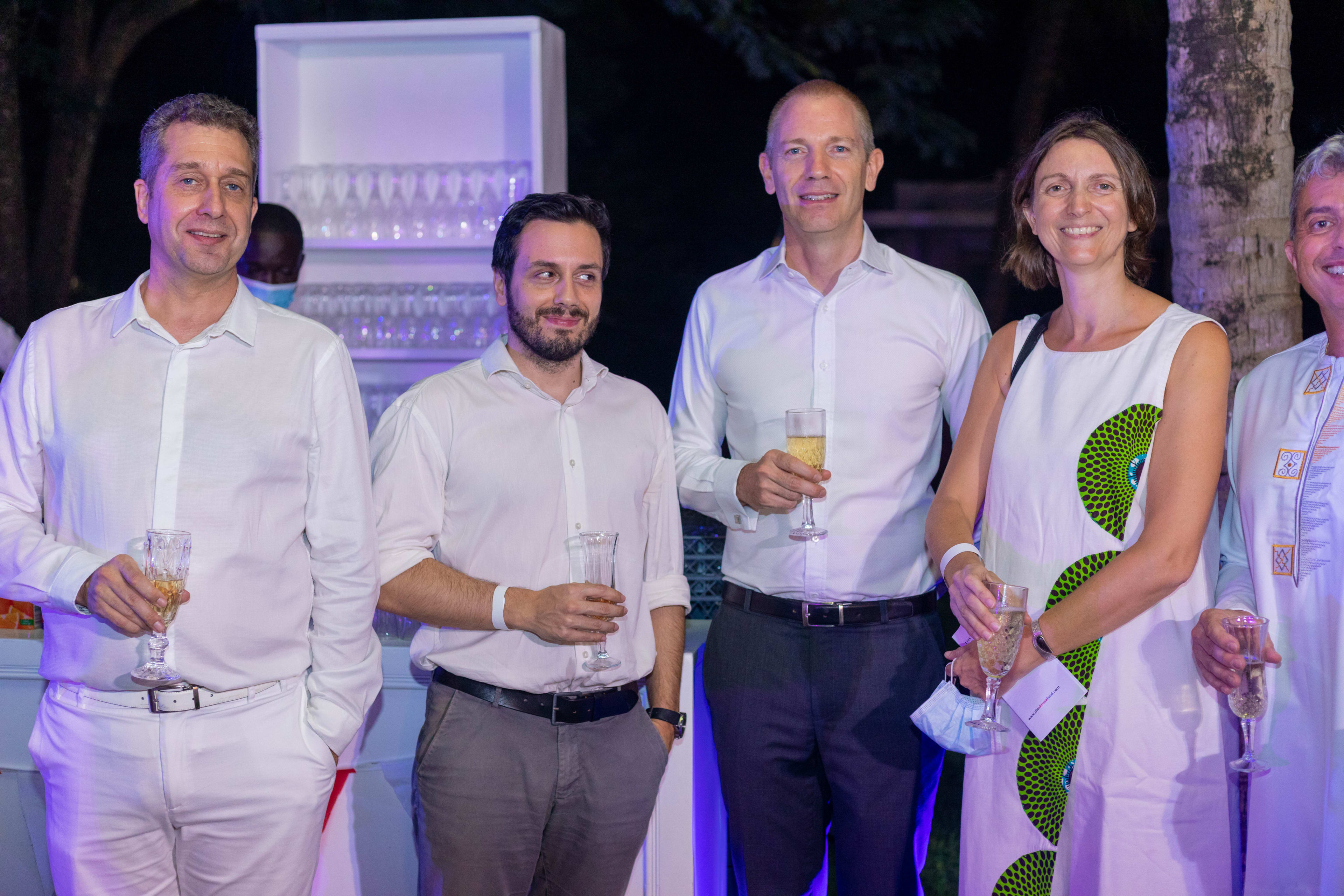 NG3B2282_r67v37_innolensgh