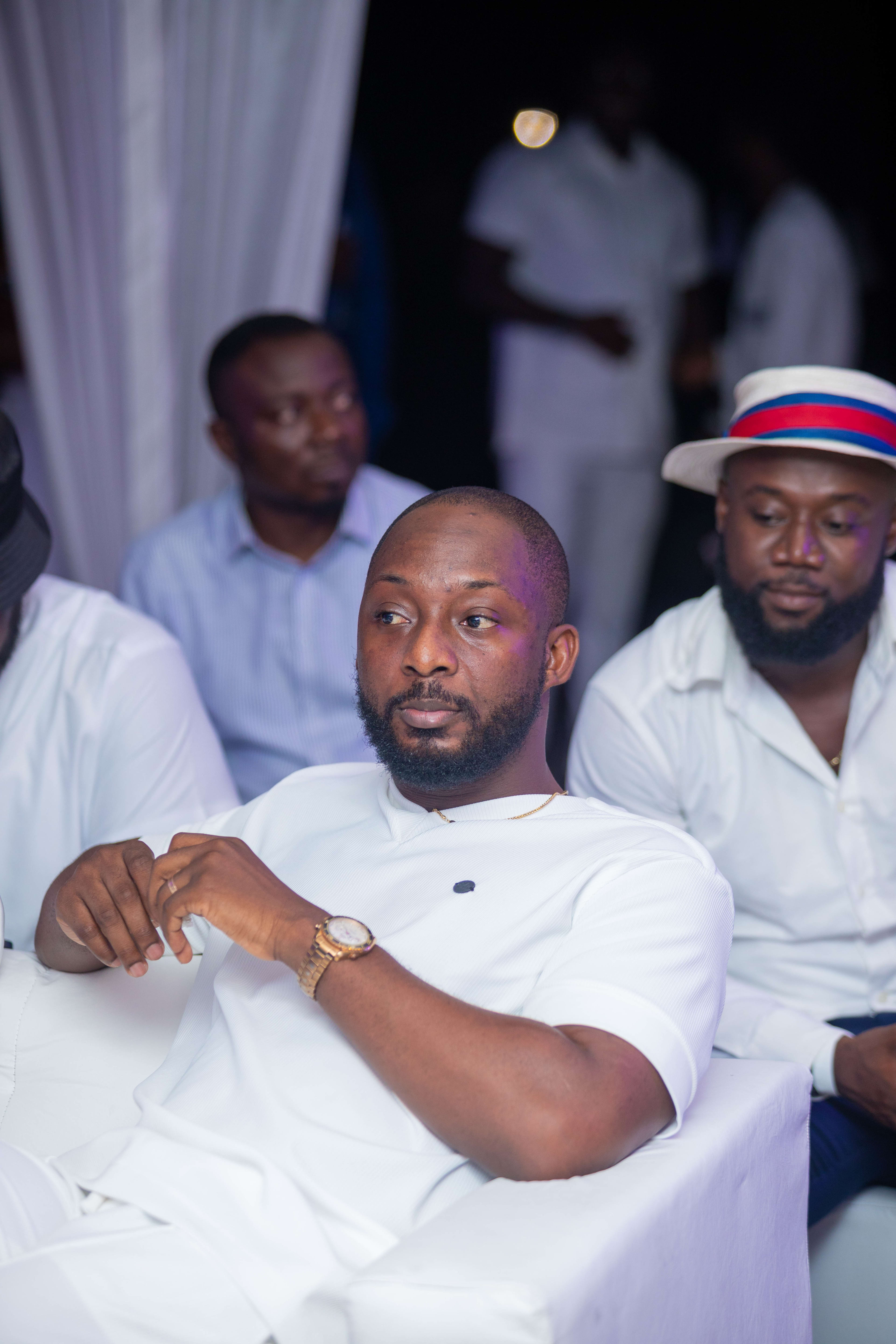 NG3B2434_iuet1m_innolensgh