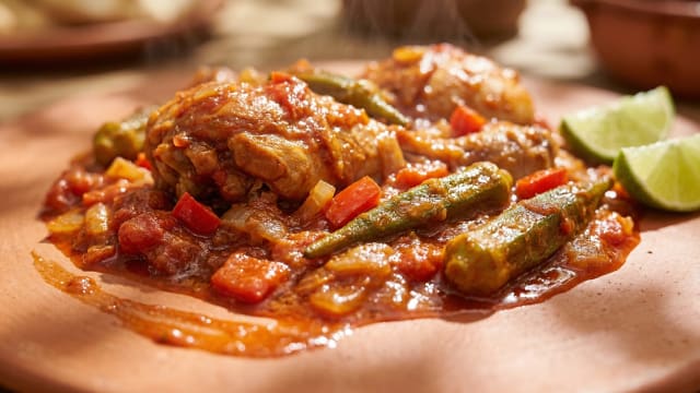 Muamba de Galinha (Chicken and Palm Oil Stew)
