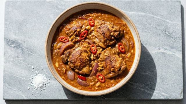 Poulet à la Sauce d'Arachide (Chicken in Peanut Sauce)