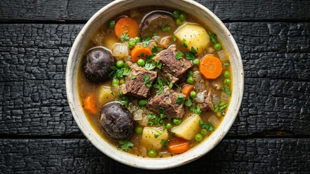 Chairo Paceño (Beef and Chuño Soup)