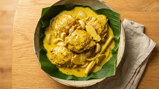 Brunei-Style Coconut Chicken in Banana Leaf