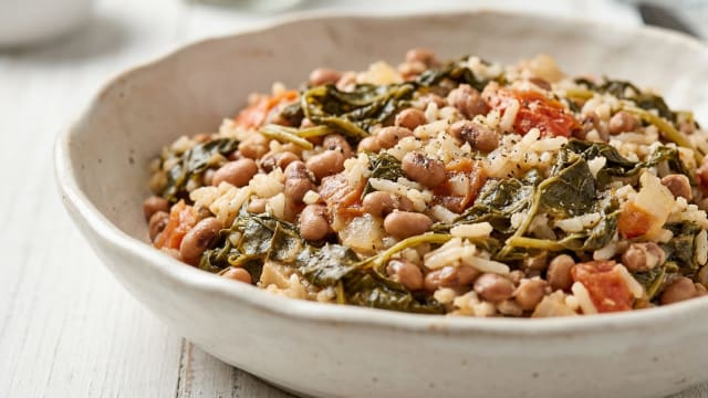 Babenda (Leafy Rice and Cowpea Stew)