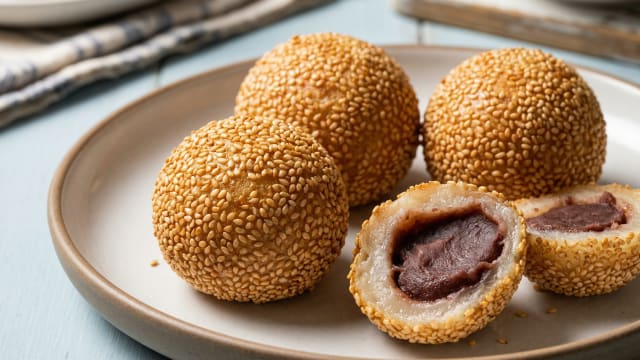 Jian Dui (Sesame Balls with Red Bean Filling)