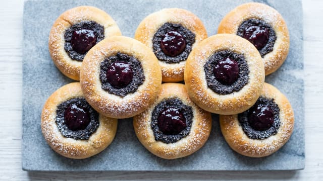 Koláče s Mákem (Poppy Seed Kolache)