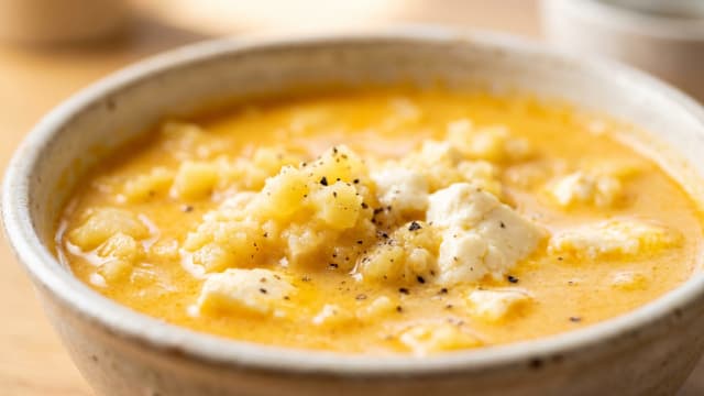 Locro de Papa (Potato and Cheese Soup)