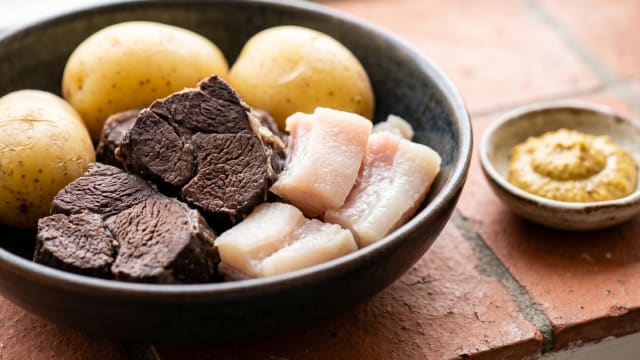 Tvøst og Spik (Pilot Whale Meat and Blubber with Potatoes)