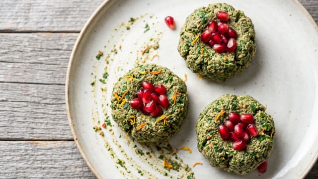 Ispanakhis Pkhali (Spinach and Walnut Spread)