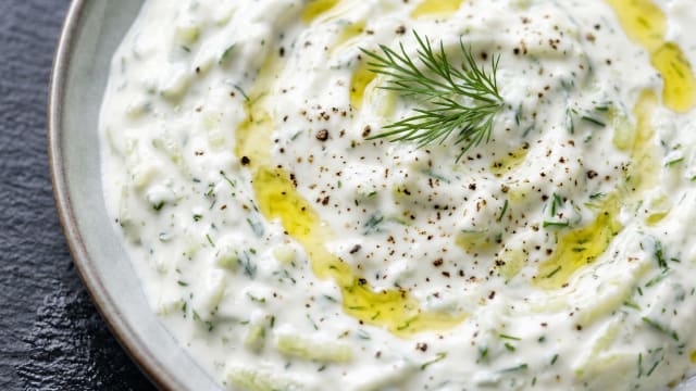 Tzatziki (Yogurt and Cucumber Dip)