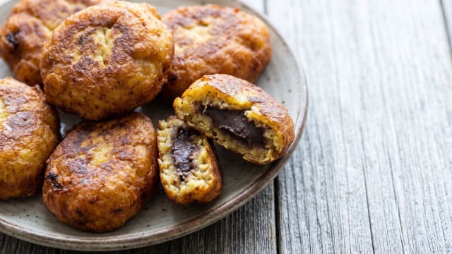 Rellenitos de Plátano (Plantain Fritters with Sweet Bean Filling)