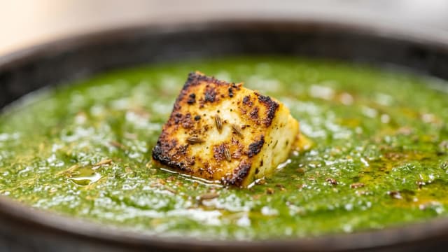 Palak Paneer (Spinach Curry with Paneer)