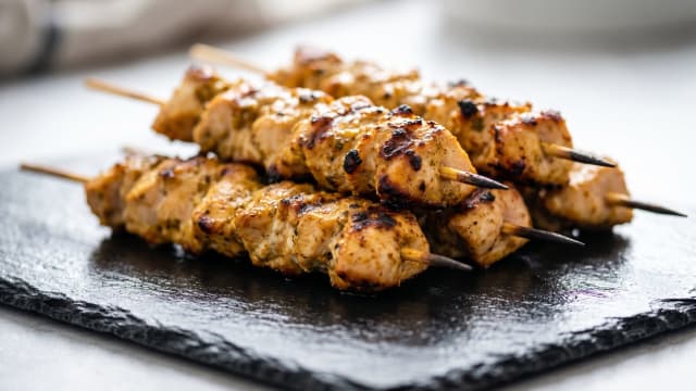Chicken Tikka (Yogurt-Marinated Chicken Skewers)