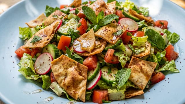 Toasted Pita Salad