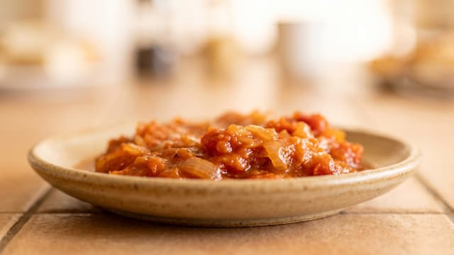 Lesotho-Style Tomato and Onion Gravy
