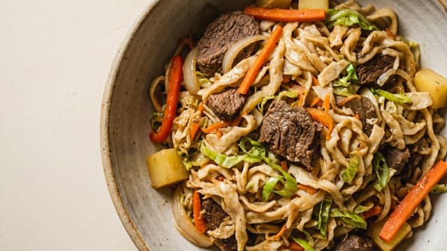 Tsuivan (Beef and Vegetable Noodles)