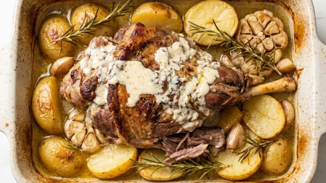Brav u Mlijeku (Lamb Baked in Milk)