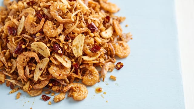 Balachaung (Crispy Dried Shrimp Relish)