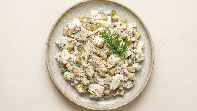 Treska v Majonéze (Cod Salad with Pickles)