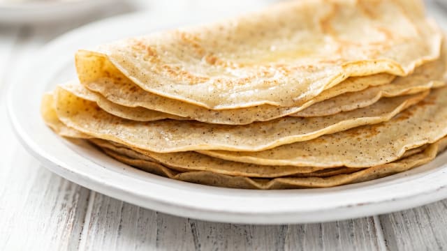 Malawax (Spiced Somali Crêpes)