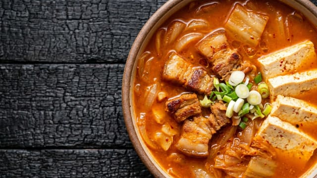 Kimchi-jjigae (Kimchi Stew with Pork and Tofu)