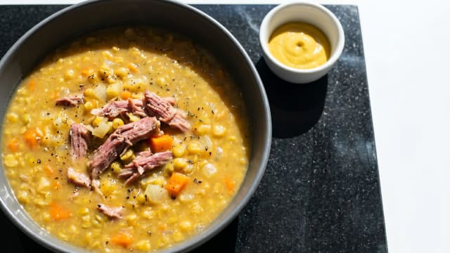 Ärtsoppa (Yellow Pea Soup with Pork)