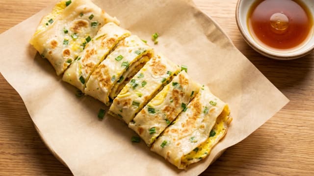Dan Bing (Taiwanese Egg Crepe)