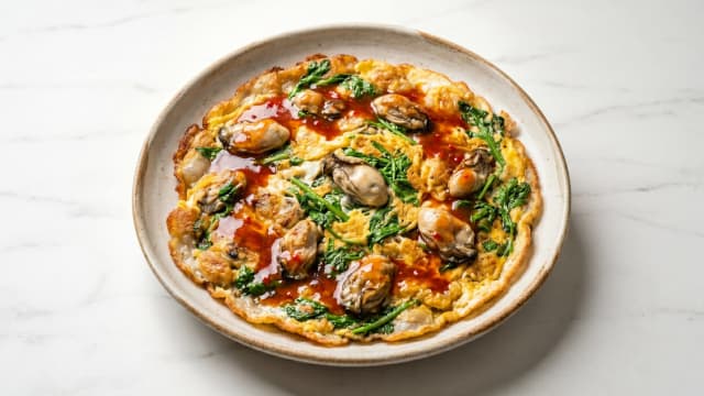 Ô-á-chian (Taiwanese Oyster Omelet)