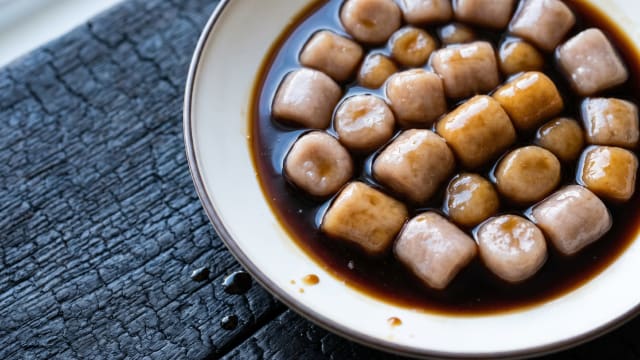 Yu Yuan (Taro Balls in Brown Sugar Syrup)