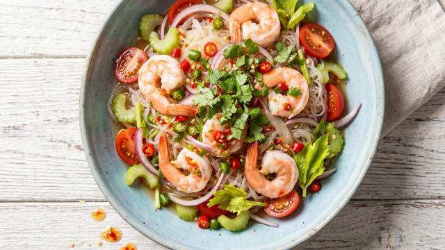 Yum Woon Sen Goong (Glass Noodle Salad with Shrimp)